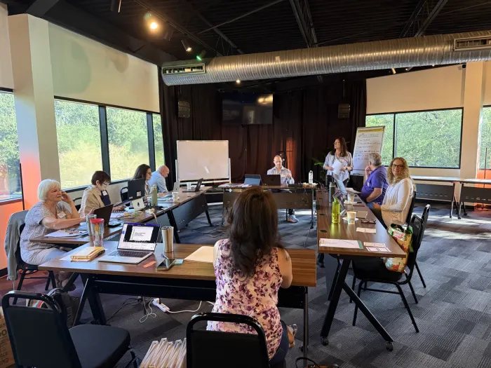 The room at one of Carey's live working sessions